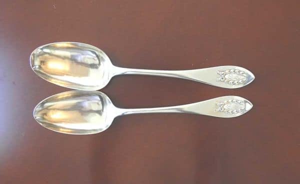 ложки из серебра