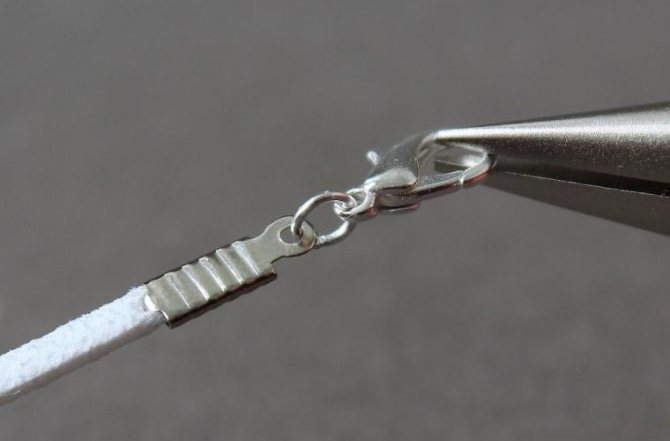 Шнурок для кулона